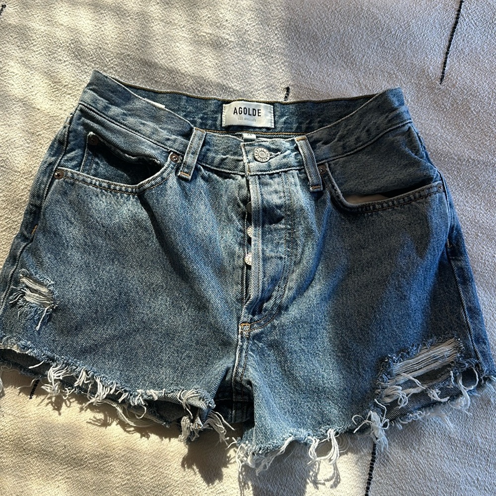 AGOLDE 100% cotton distressed def denim shorts 24